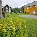 Familie Og Gruppevennlig Hus 12 Senger 240kvm *