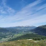 Familie Og Gruppevennlig Hus 12 Senger 240kvm Vakantiehuis Oppdal