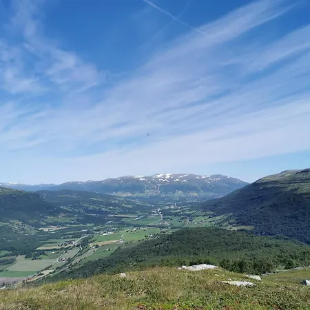 Familie Og Gruppevennlig Hus 12 Senger 240kvm Semesterbostad Oppdal