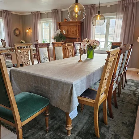 Familie Og Gruppevennlig Hus 12 Senger 240kvm * Oppdal