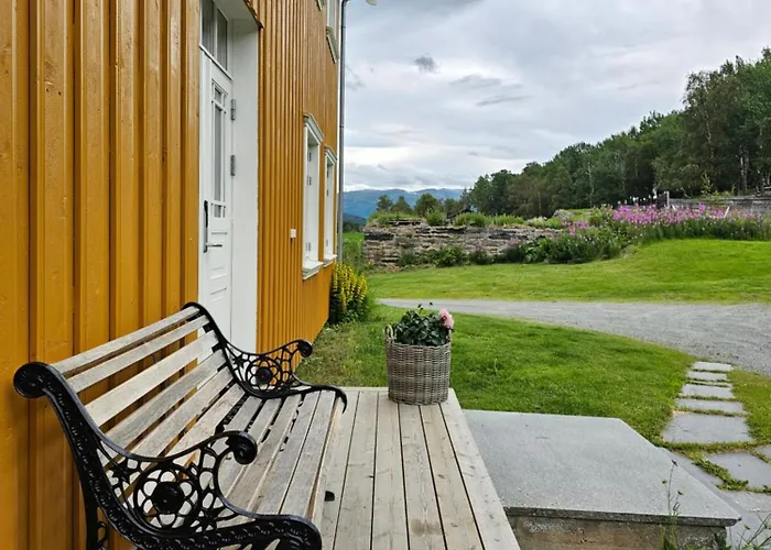 Familie Og Gruppevennlig Hus 12 Senger 240kvm * Oppdal