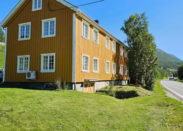 Holiday home Familie Og Gruppevennlig Hus 12 Senger 240kvm *