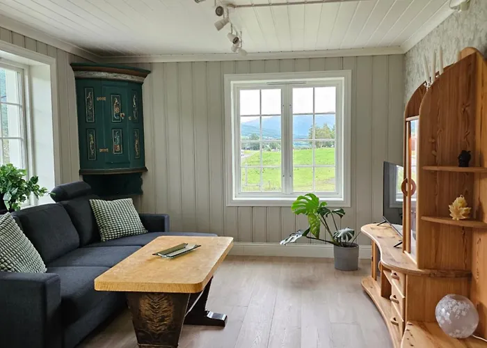 Familie Og Gruppevennlig Hus 12 Senger 240kvm Oppdal