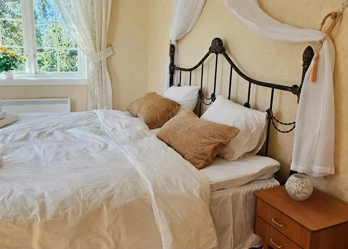 Familie Og Gruppevennlig Hus 12 Senger 240kvm Casa de Férias *