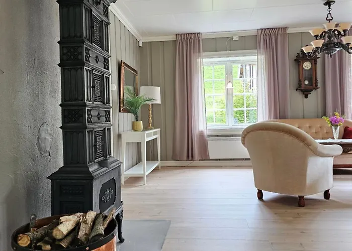 Familie Og Gruppevennlig Hus 12 Senger 240kvm * Oppdal