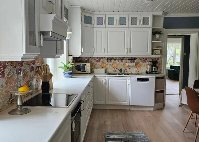 Holiday home Familie Og Gruppevennlig Hus 12 Senger 240kvm