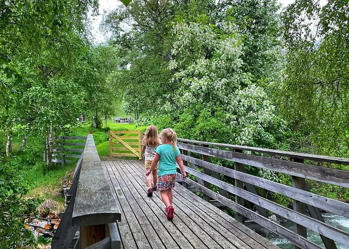 Familie Og Gruppevennlig Hus 12 Senger 240kvm Сasa de vacaciones