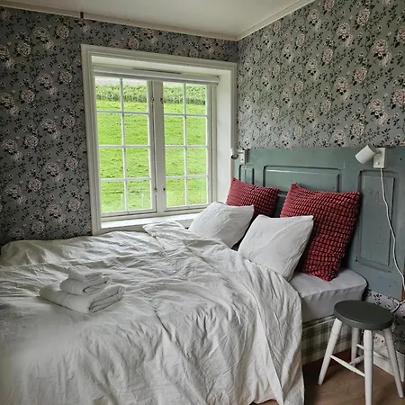 Historisk Sjarm Omringet Av Drivdalens Vakre Feriehus